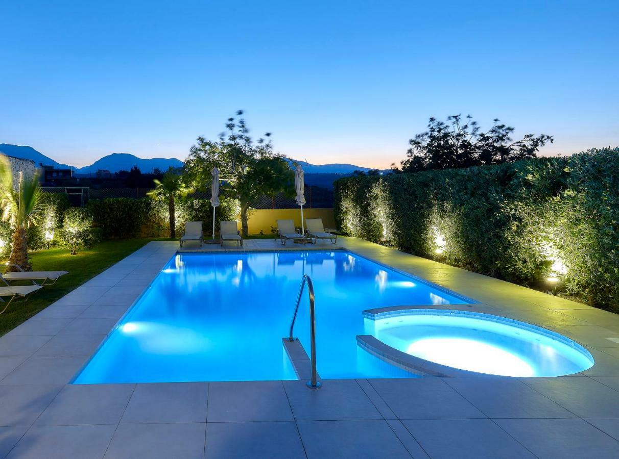 Castello Villa Daphnes - Private Pool & Whirlpool Dafnész Kültér fotó