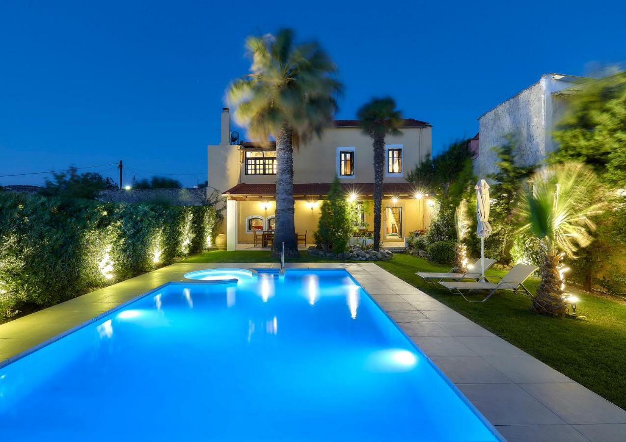 Castello Villa Daphnes - Private Pool & Whirlpool Dafnész Kültér fotó