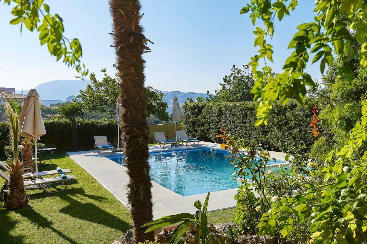 Castello Villa Daphnes - Private Pool & Whirlpool Dafnész Kültér fotó